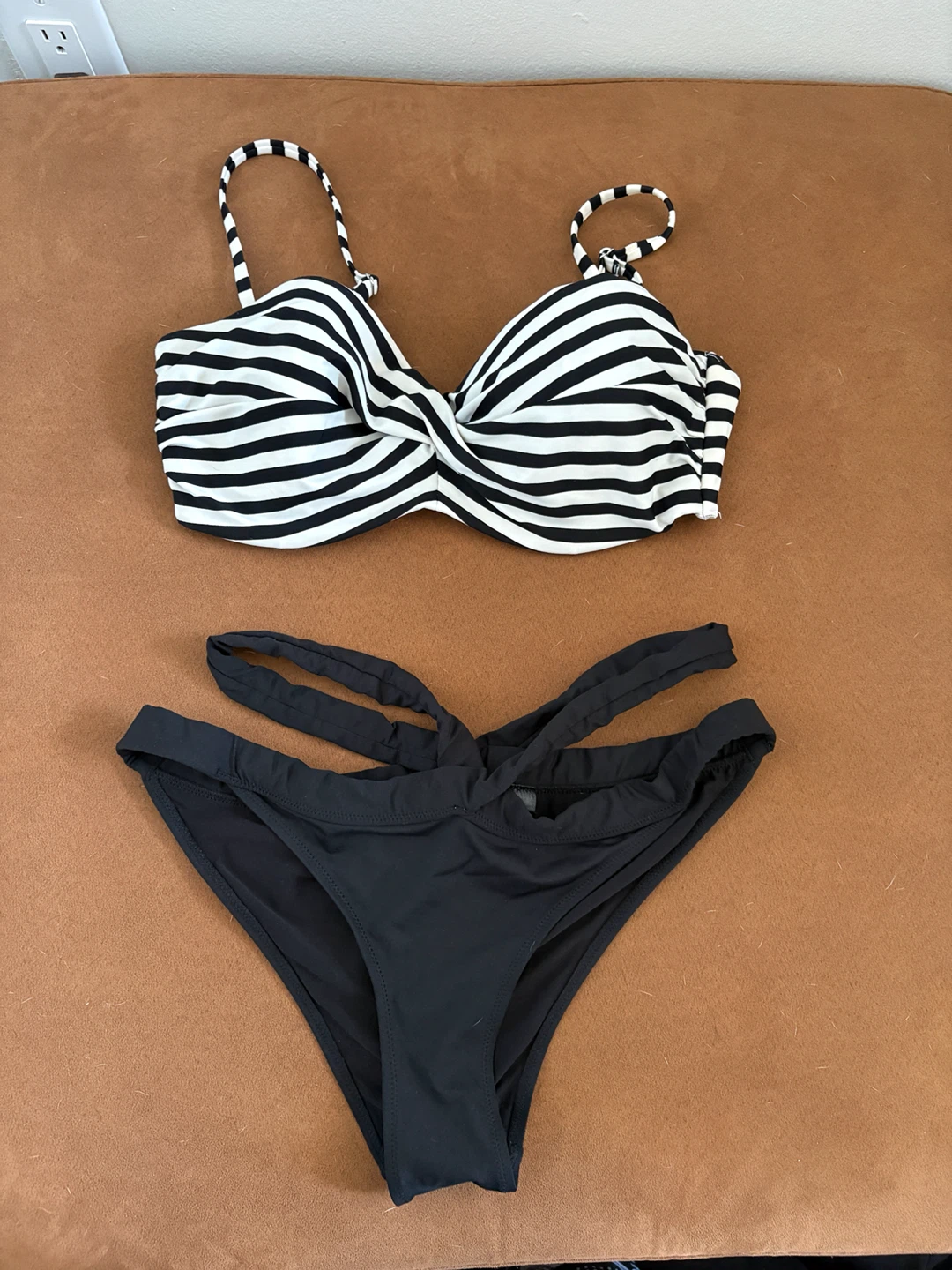 PIECES Denim Shorts, black shorts and bikini bundle - photo 4