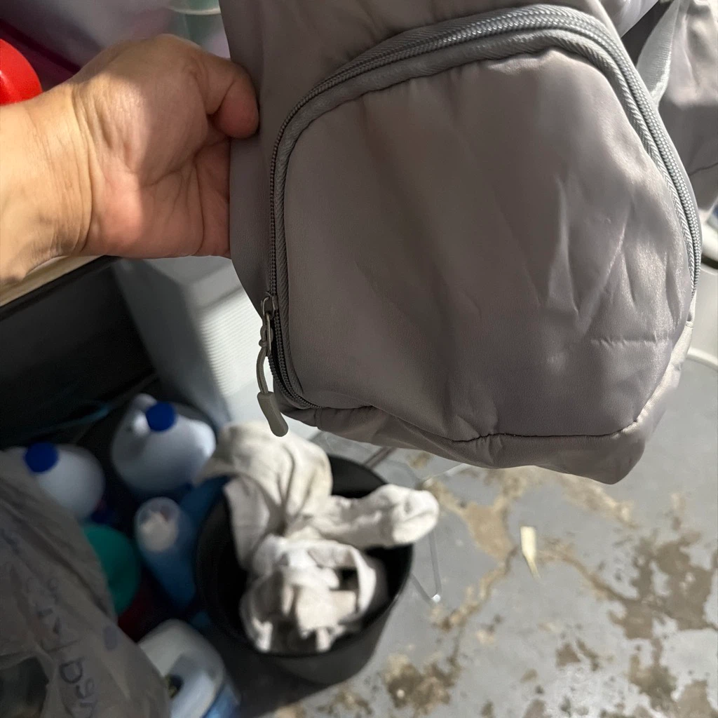 Gray Duffle Bag - photo 4