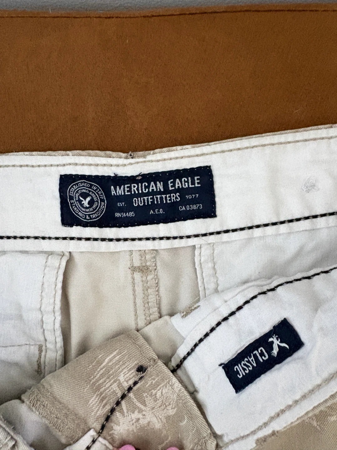 American Eagle Shorts, Uniqlo shirt bundle - photo 4