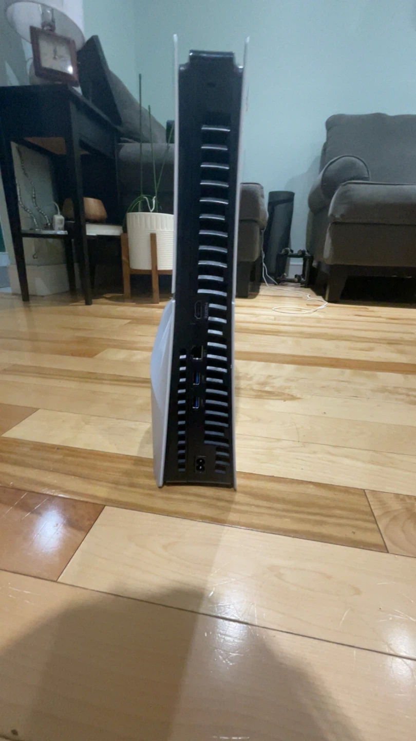 PlayStation 5 Slim edition - photo 2