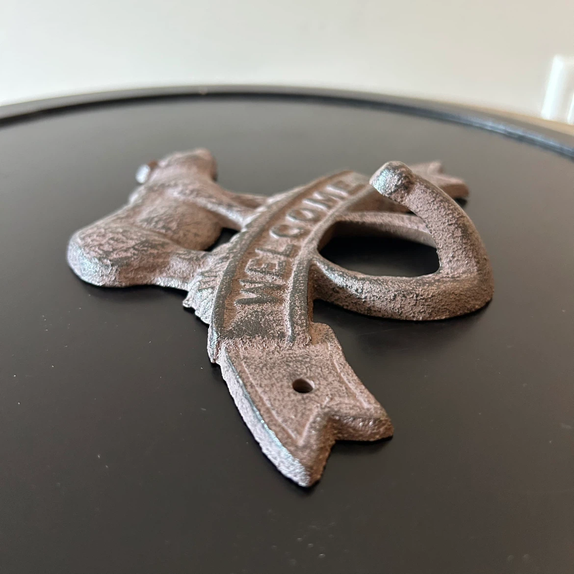 Rustic Cast Iron Bear “WELCOME” Wall Hook / Key Holder - photo 3