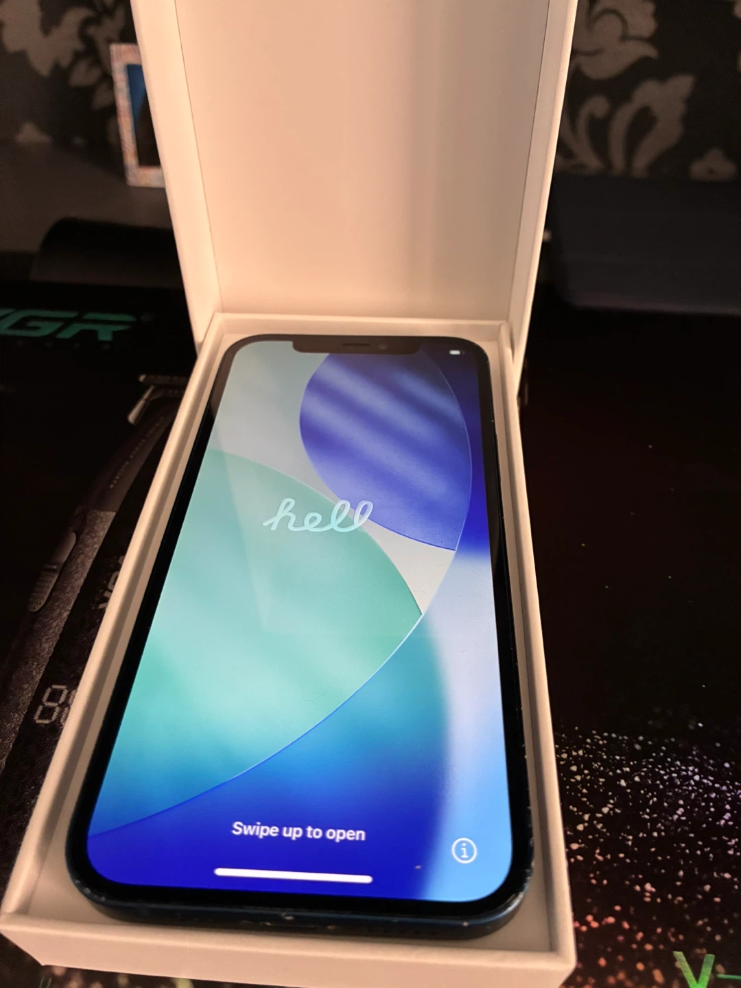 Apple iPhone 12 (Camera not working - photo 2