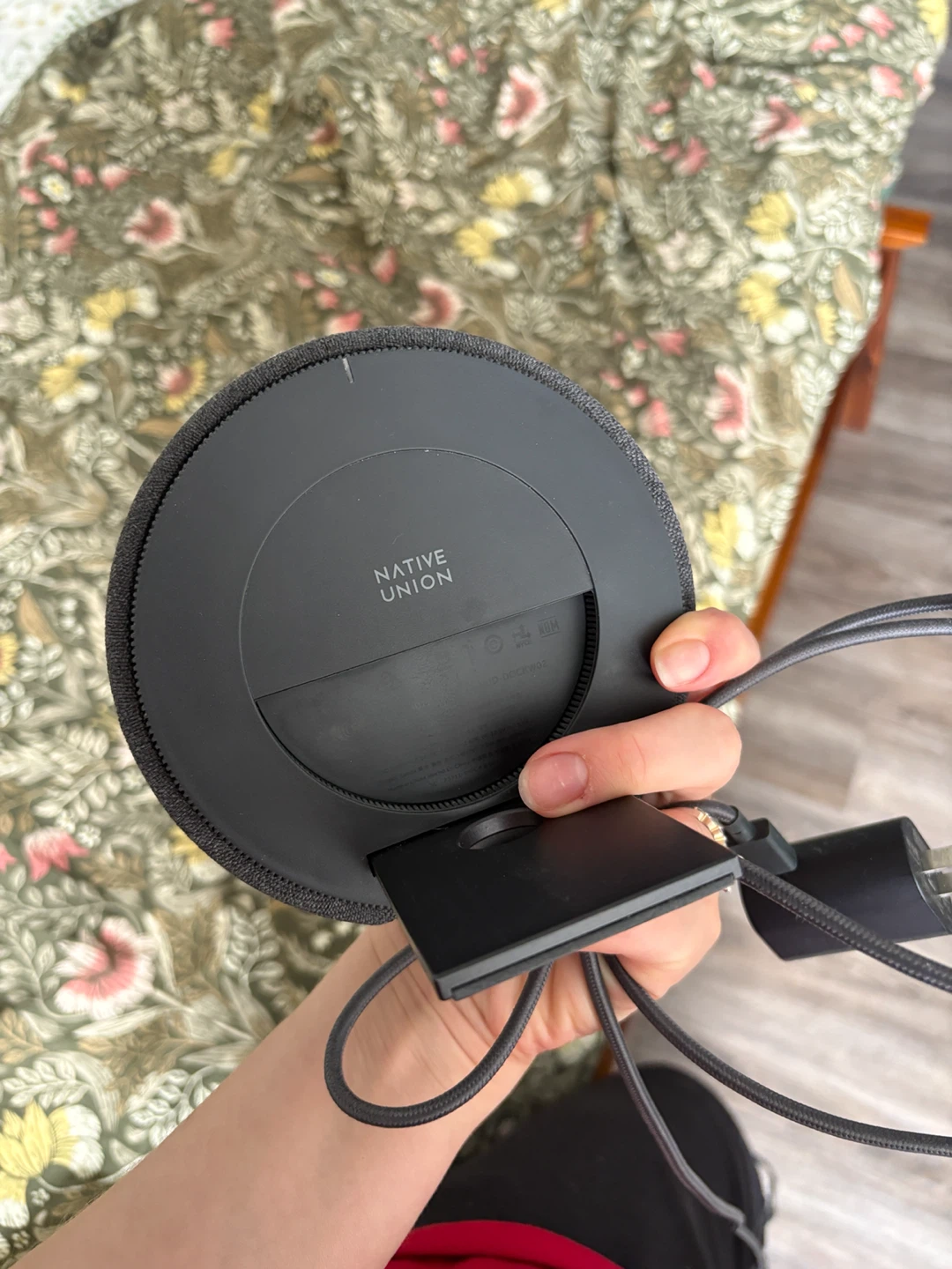 Native Union Wireless Charger - photo 2