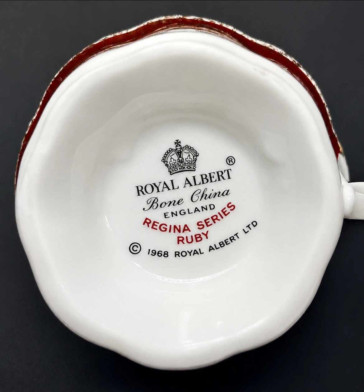 Royal Albert Regina VINTAGE Series Ruby Teacups Set - photo 2