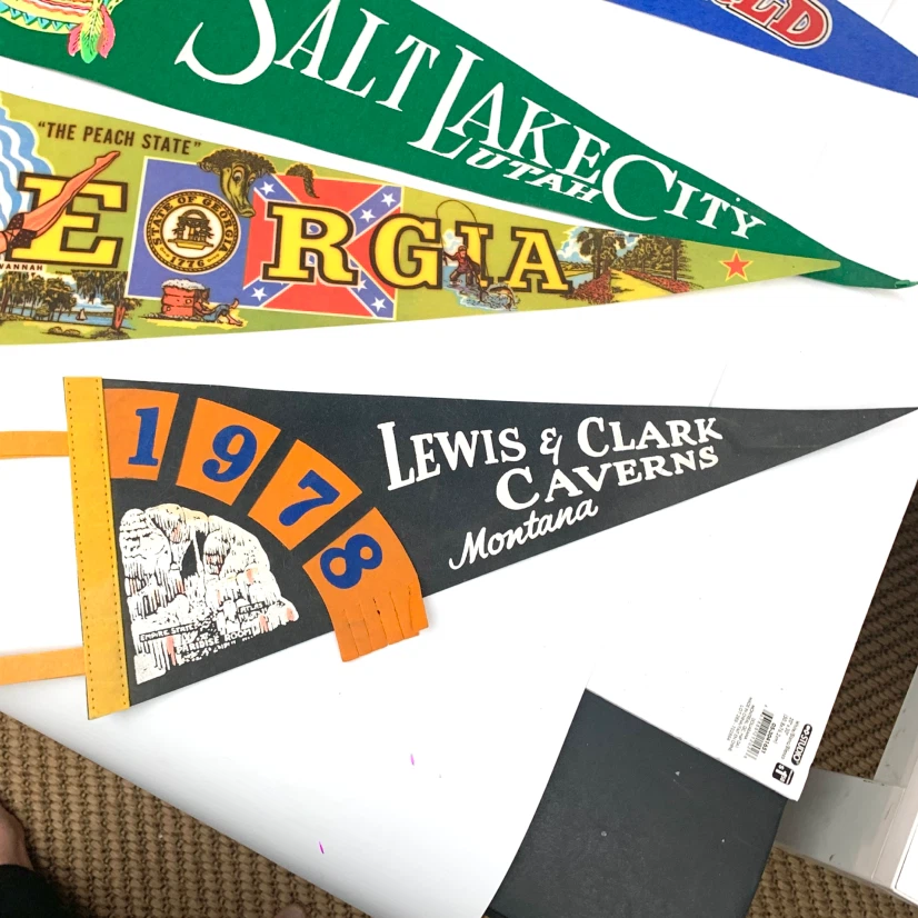 4 Vintage Travel Pennants Felt Souvenir Flags Collectible Decor - photo 3