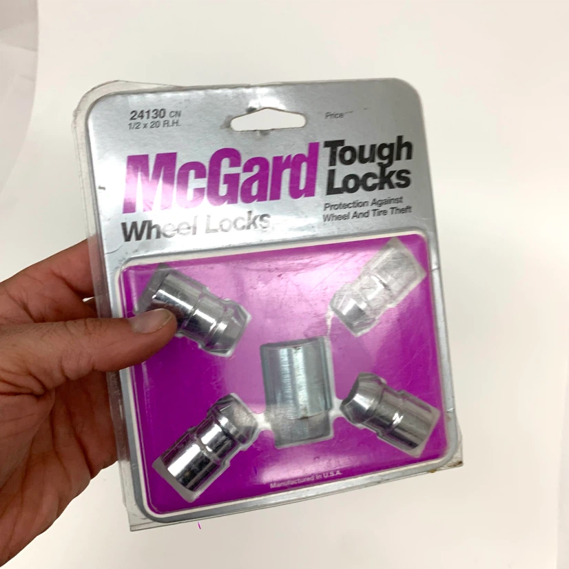 Wheel Locks Anti Theft Lug Nuts Set 4 with Key Car Security - photo 3