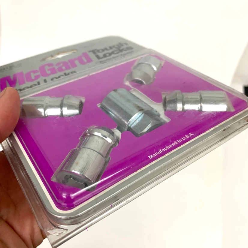 Wheel Locks Anti Theft Lug Nuts Set 4 with Key Car Security - photo 5
