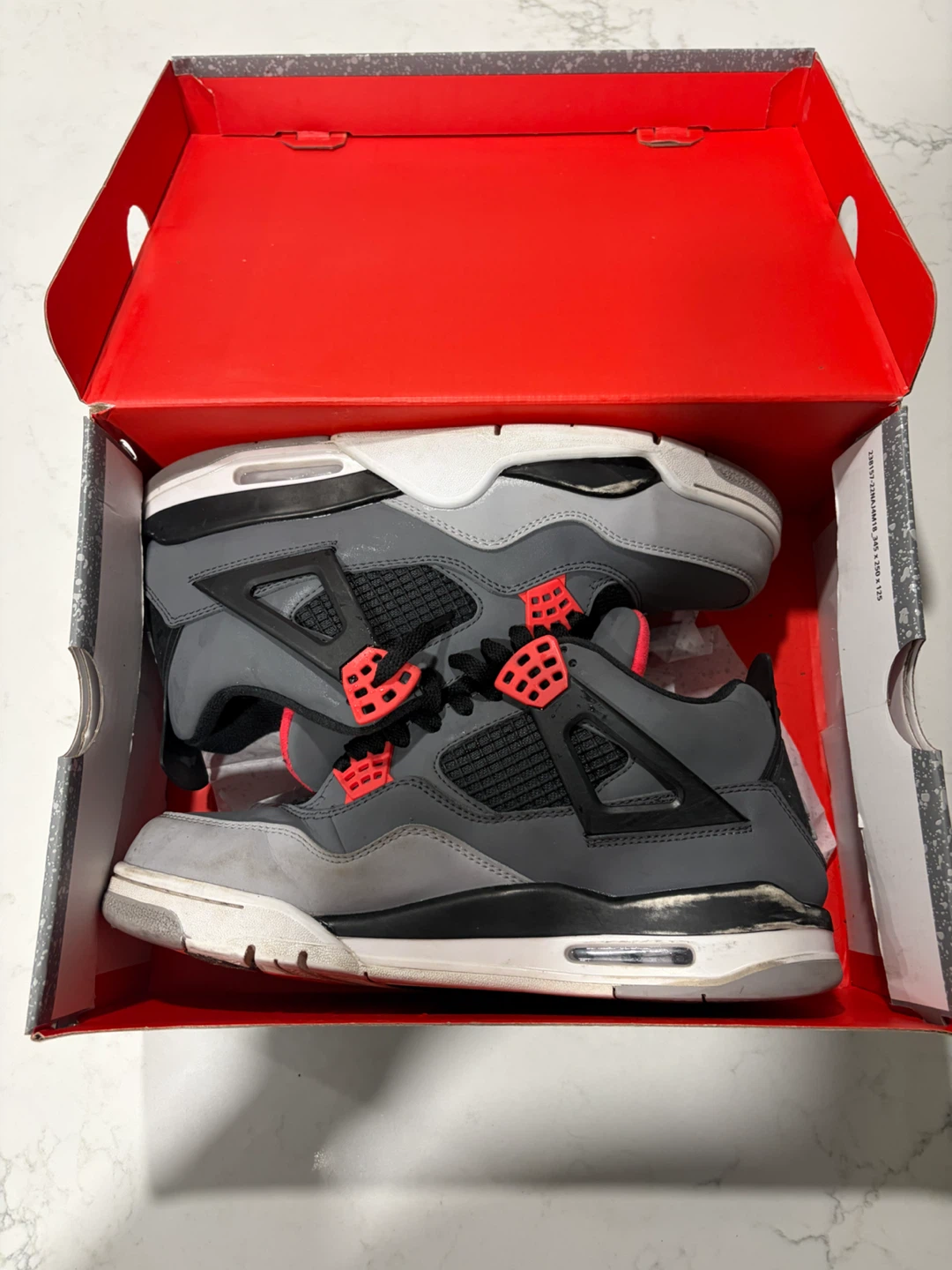 Air Jordan 4 "Red Lightning"