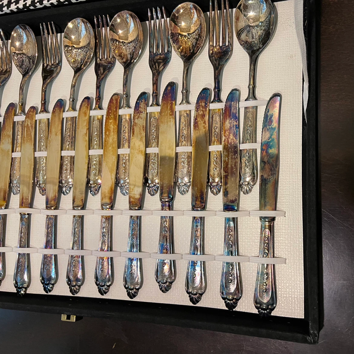 LBL ITALY 51 Piece 12 Place Silver-Plated Flatware Cutlery Set - photo 3
