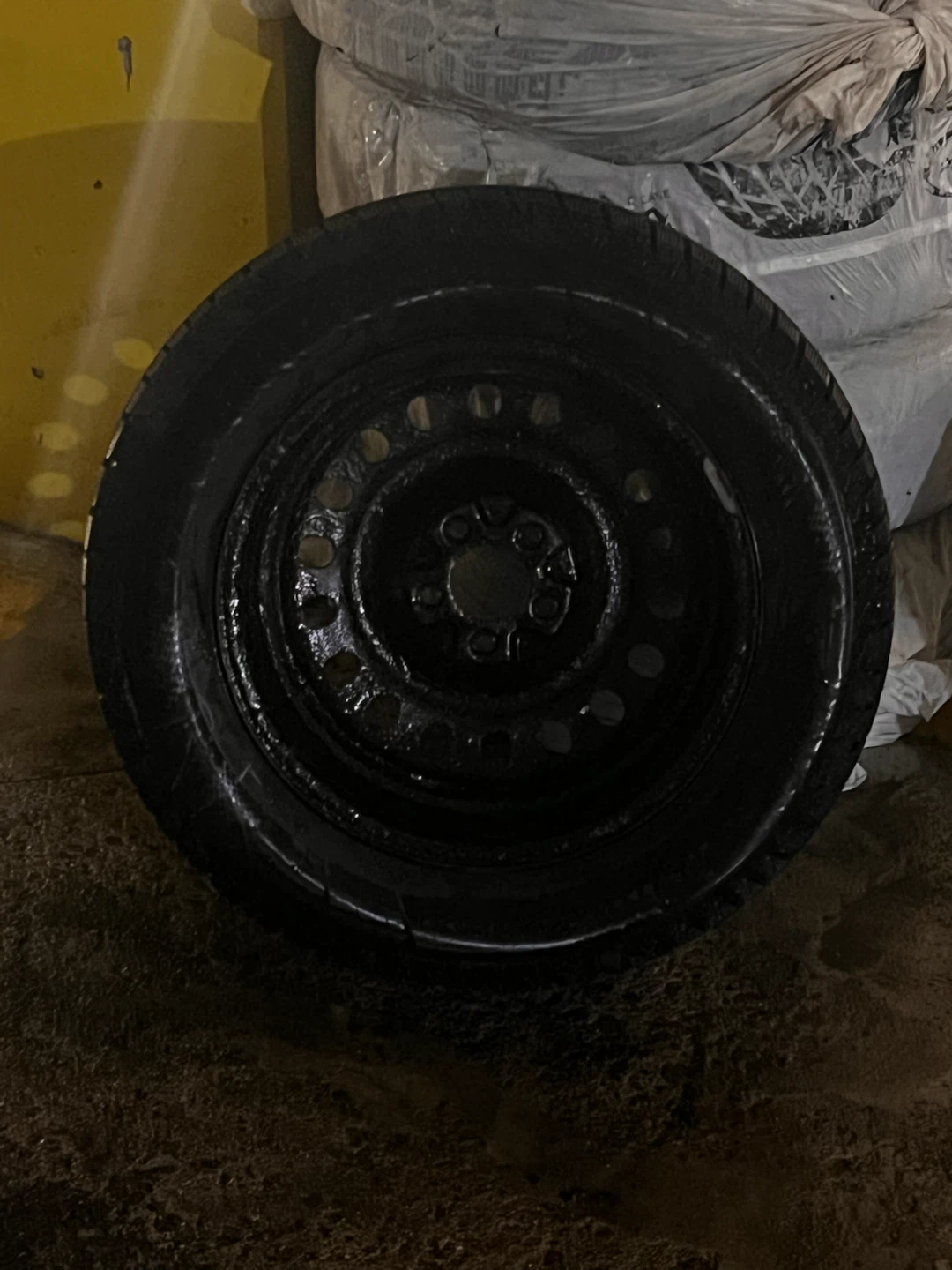 225 65 R17 snow tires - photo 4