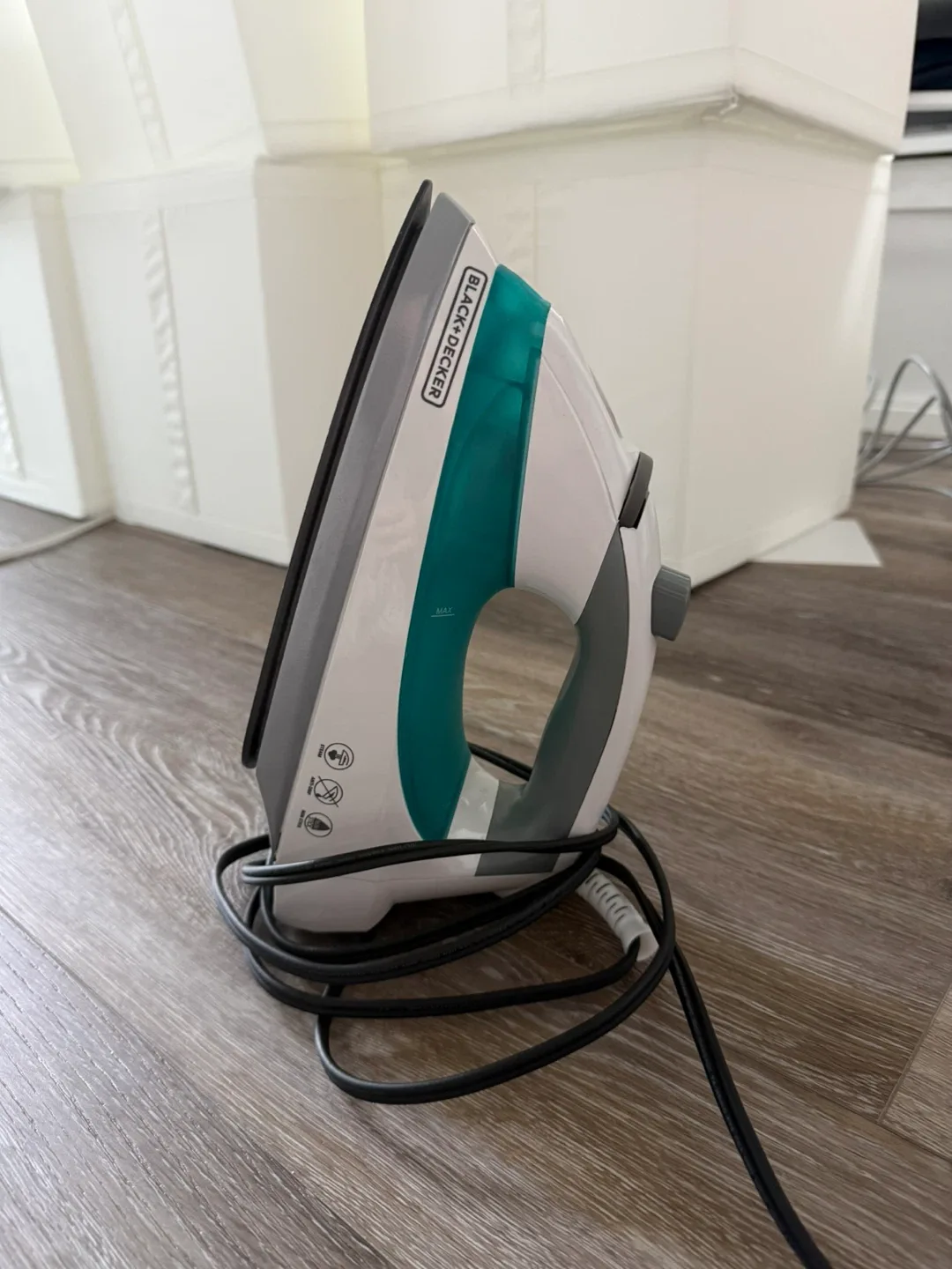 BLACK+DECKER Steam Iron