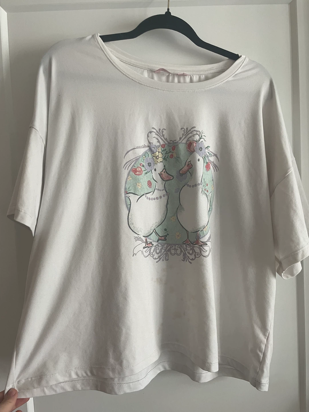 White T-Shirt with Duck Graphic large women - photo 2