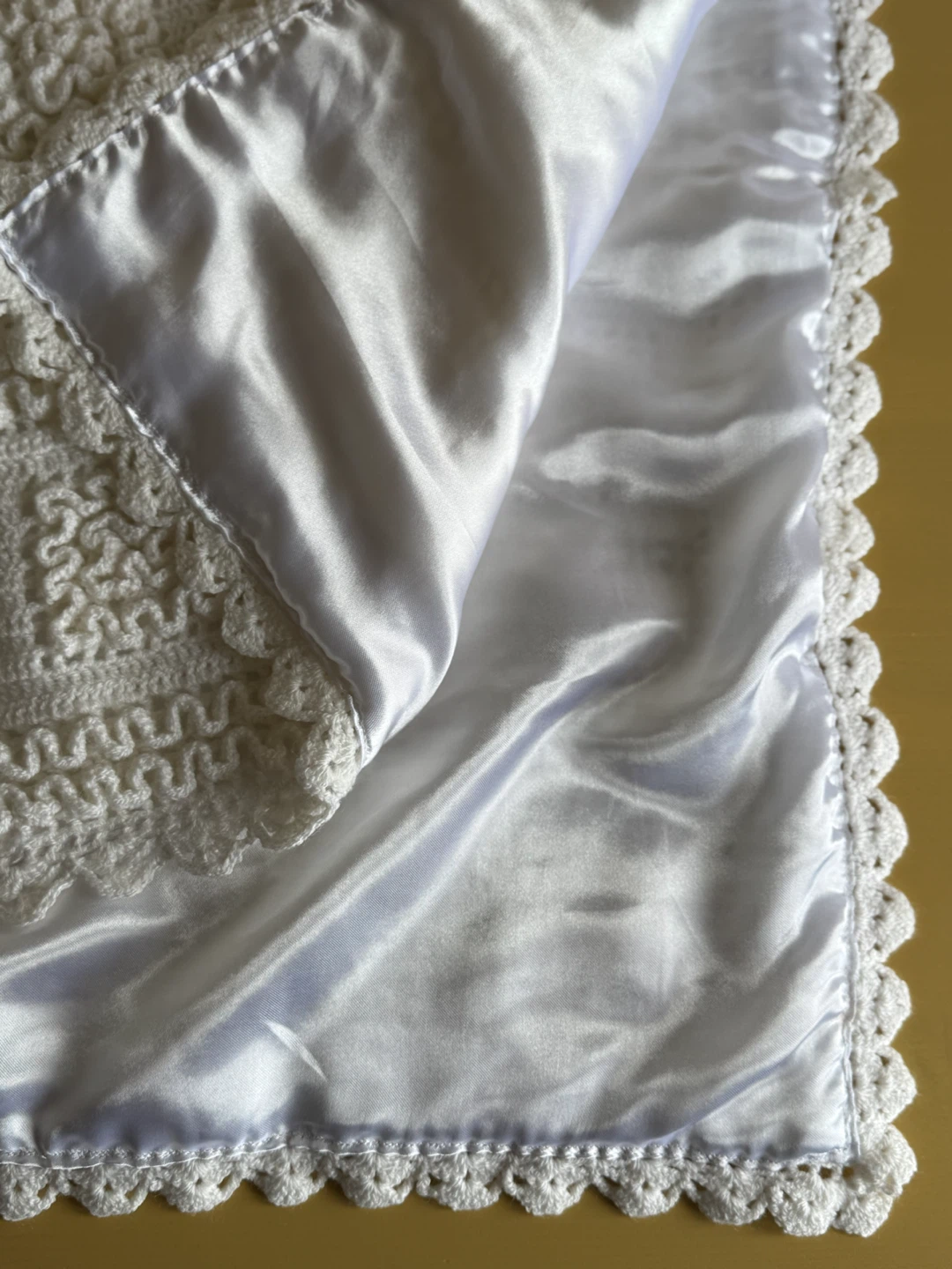 White Knitted Baby Outfit and Blanket Set - photo 3