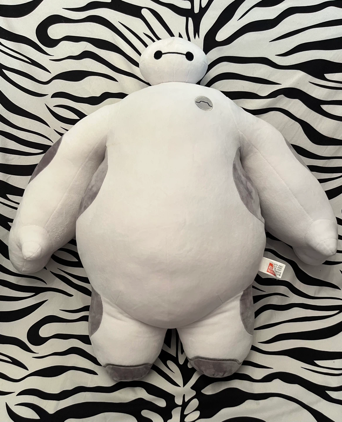 ⭐️ Rare Large Authentic Disney Store Big Hero 6 Baymax plush  ⭐️