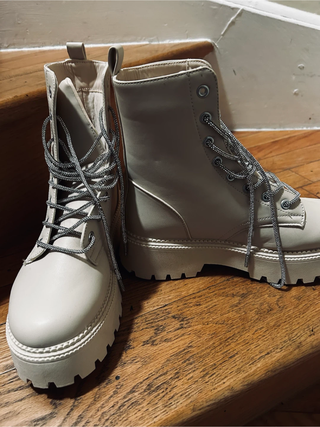 Women's Cream Combat Boots streetwear  Size 8 - photo 2