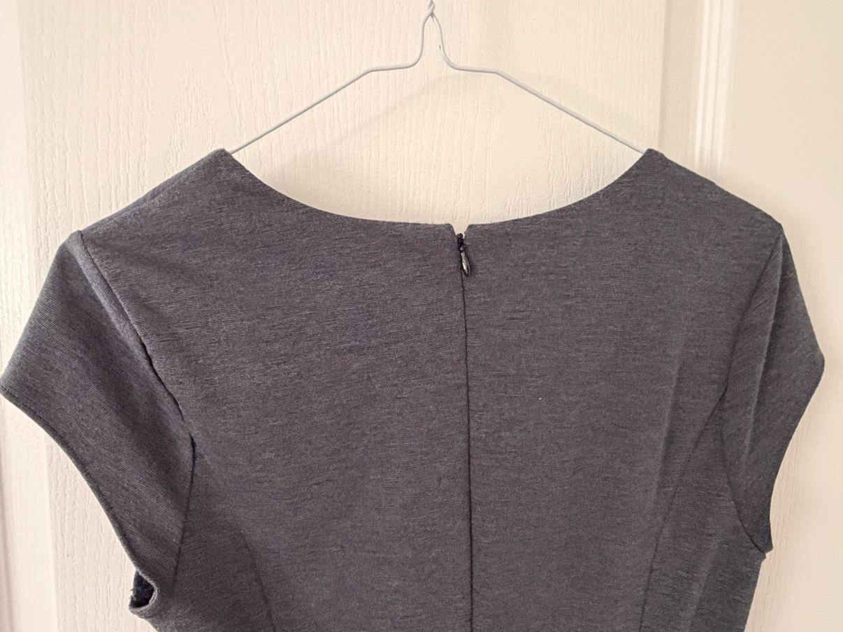 LIKE NEW Banana Republic Grey Cap Sleeve Dress Womens Size 2 - photo 3