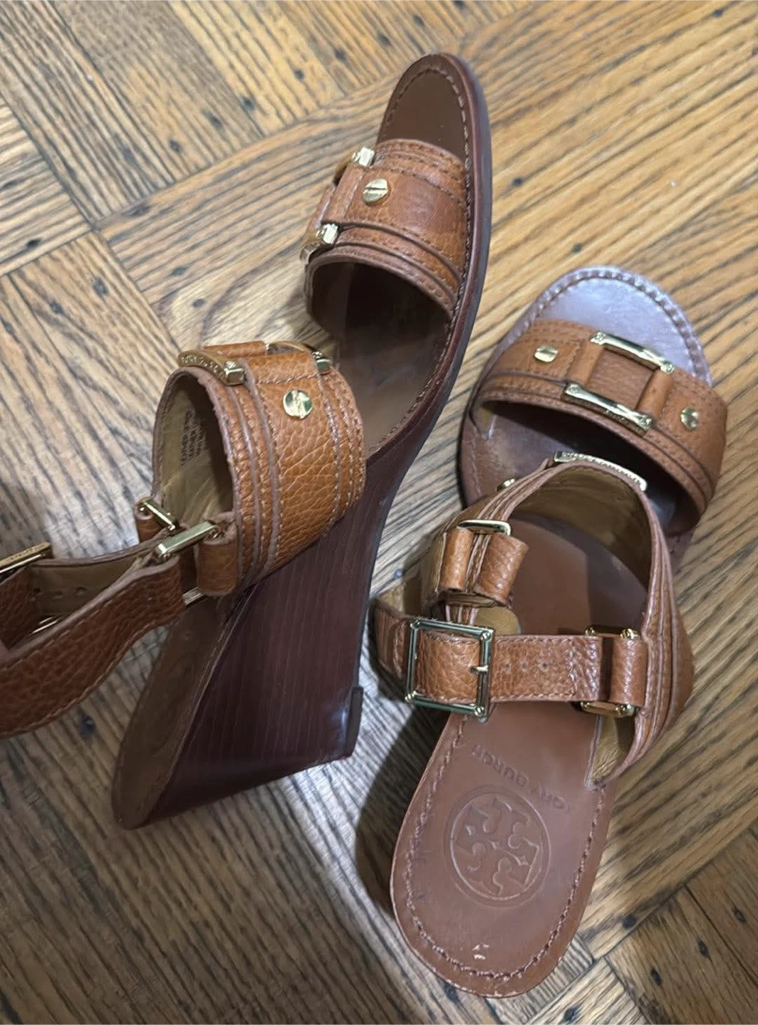Tory Burch Brown Leather Wedge Sandals Size 7