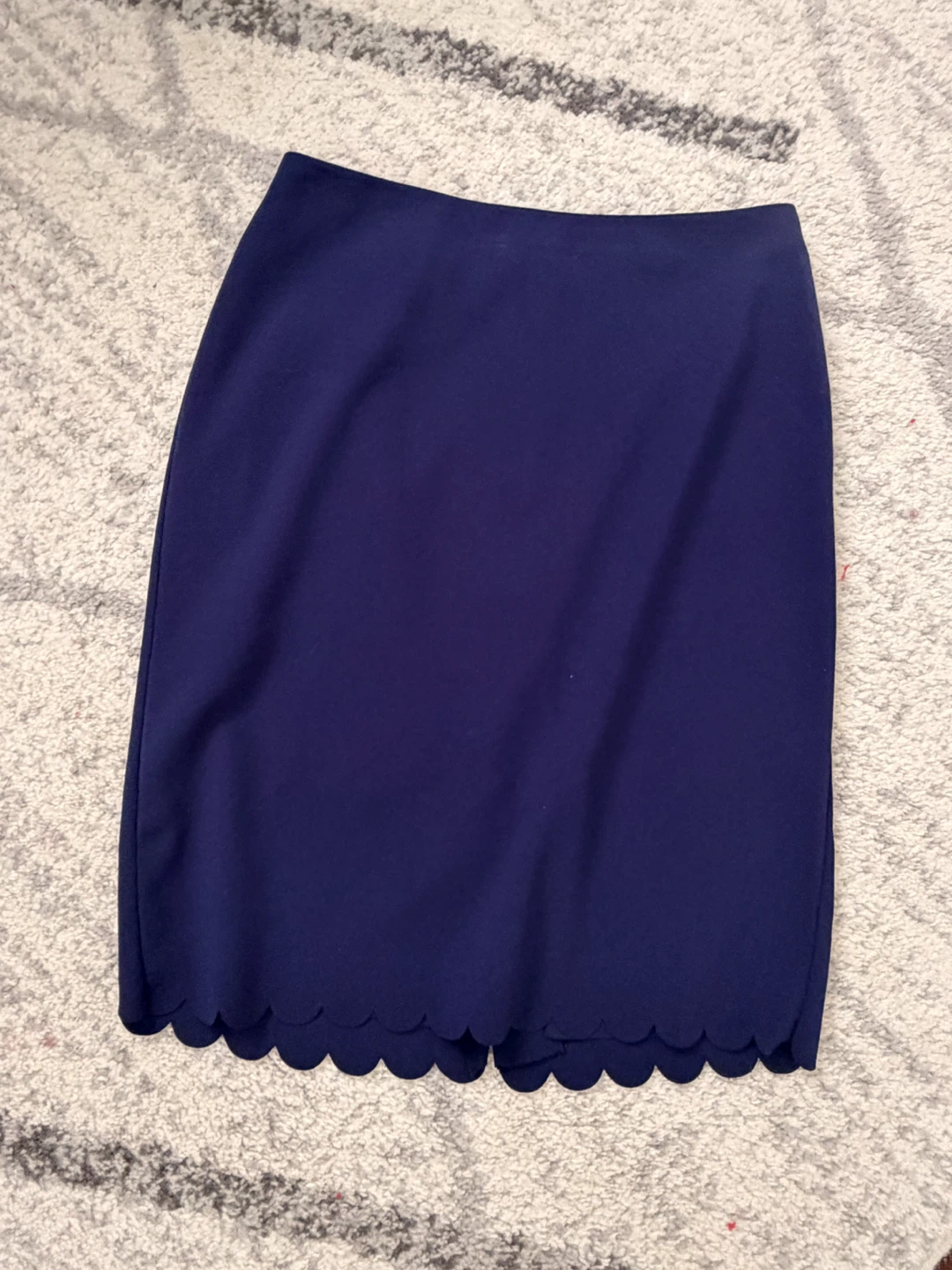 LIKE NEW Banana Republic Navy Pencil Skirt Womens Size 2