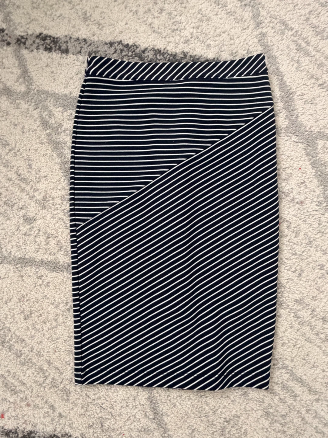LIKE NEW Banana Republic Striped Pencil Skirt Womens Size 2