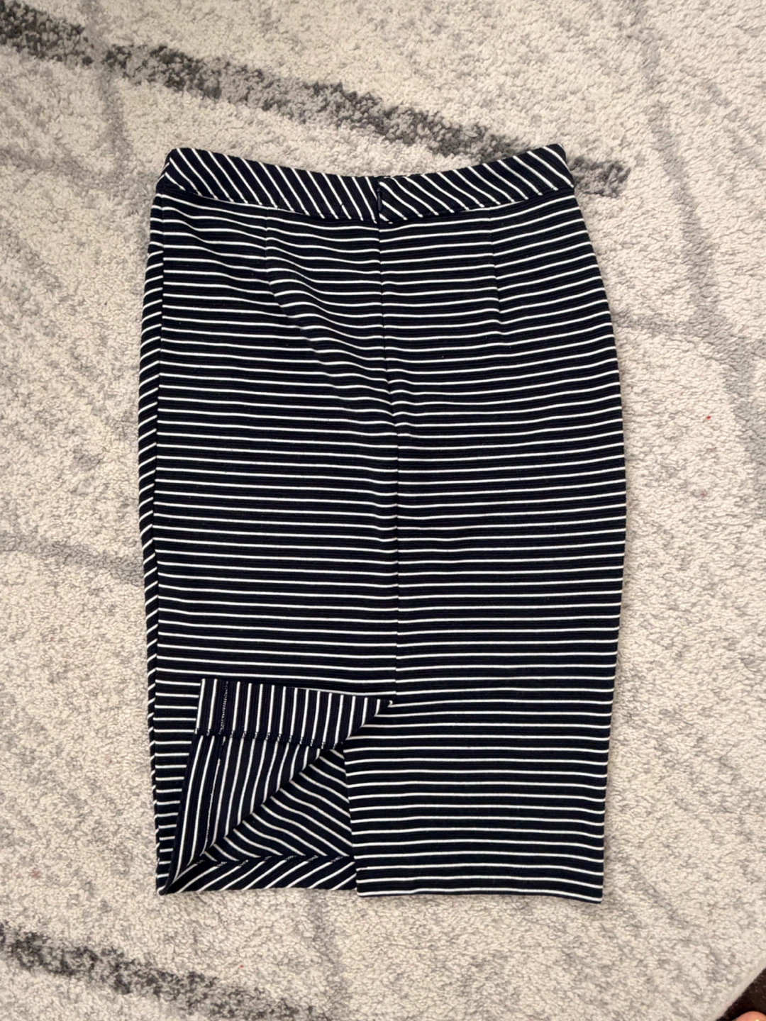 LIKE NEW Banana Republic Striped Pencil Skirt Womens Size 2 - photo 2