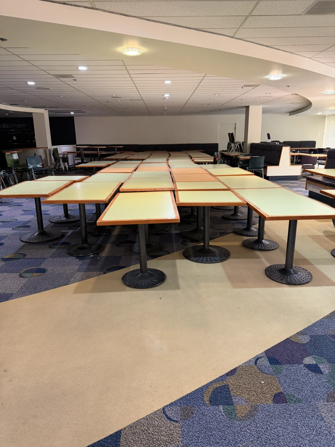 Restaurant chairs and tables - photo 4