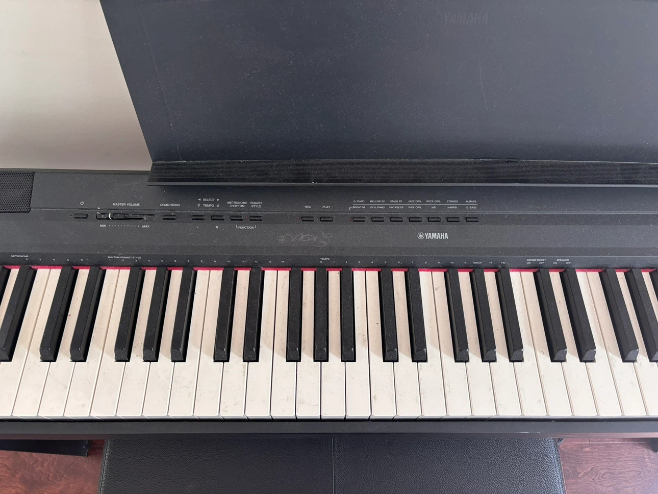 Yamaha Digital Piano with Bench and Stand - photo 2