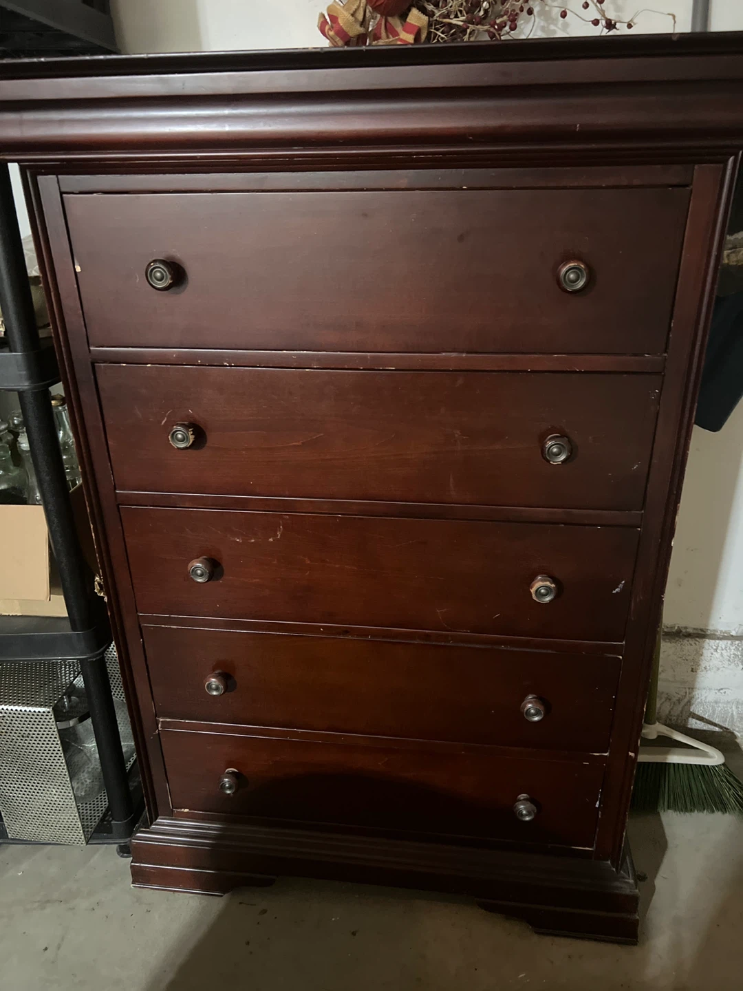 New Classic Home Furnishings 5-Drawer Dresser - photo 2