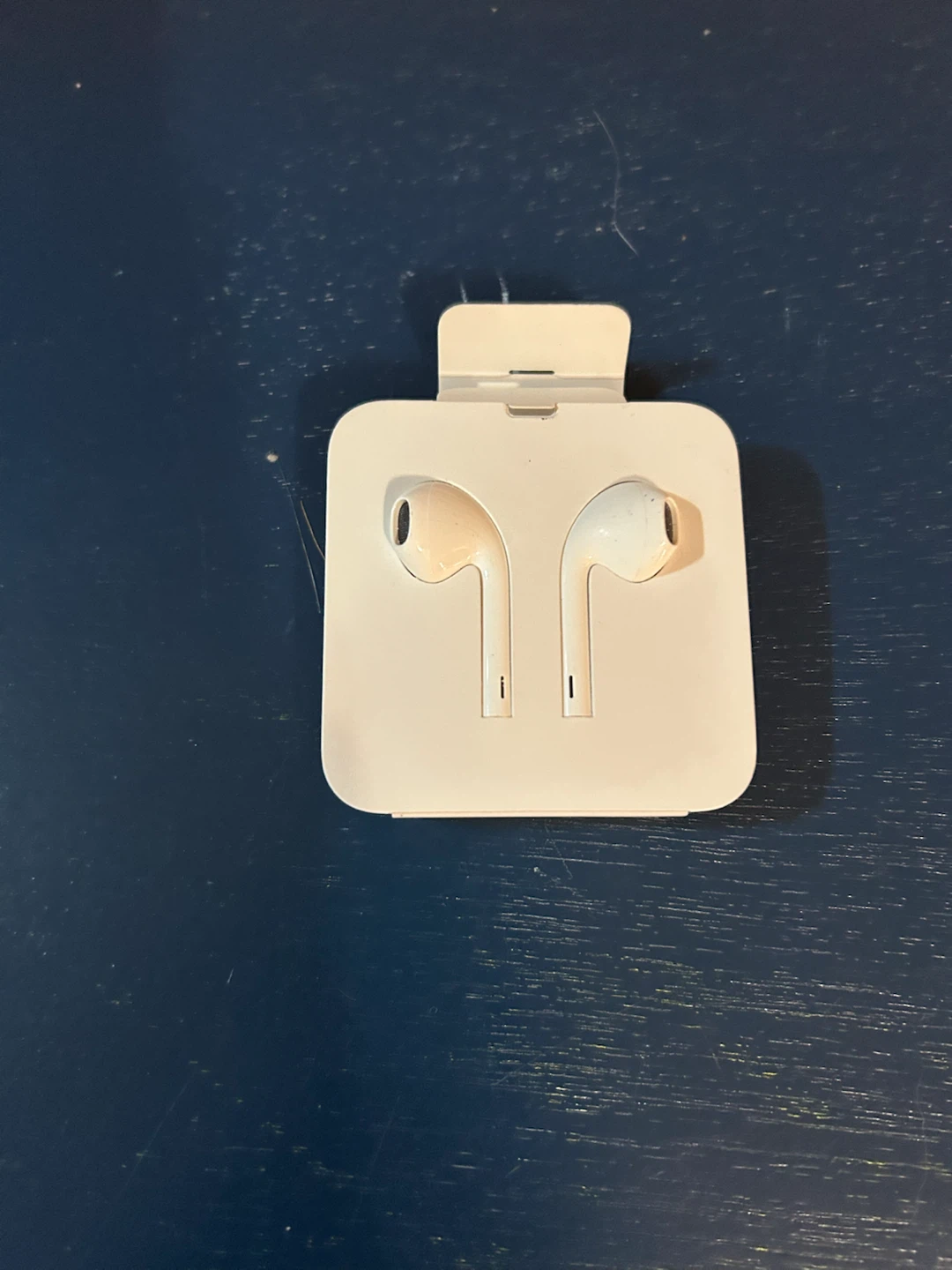 Apple EarPods with Lightning Connector