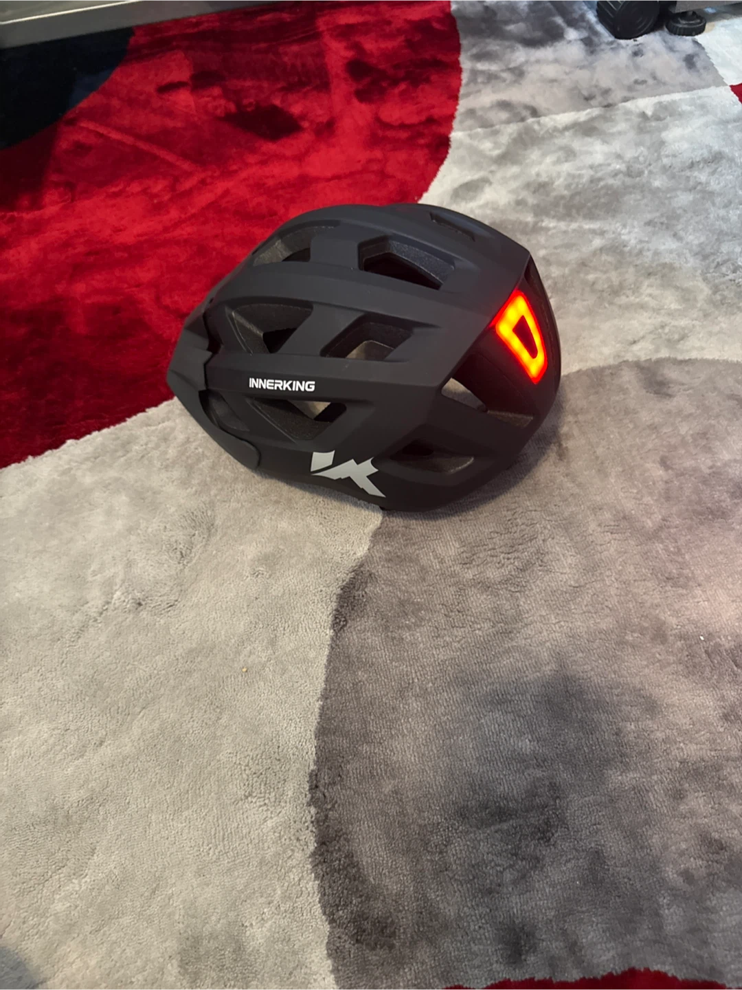 INNERKING Black Cycling Helmet with LED Tail Light - photo 2