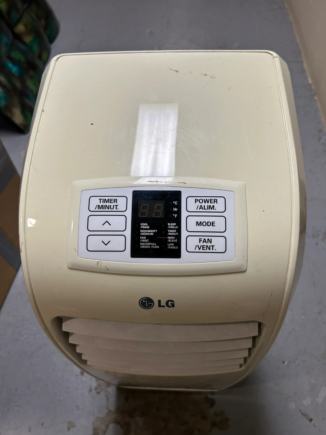 LG Portable Air Conditioner - photo 3