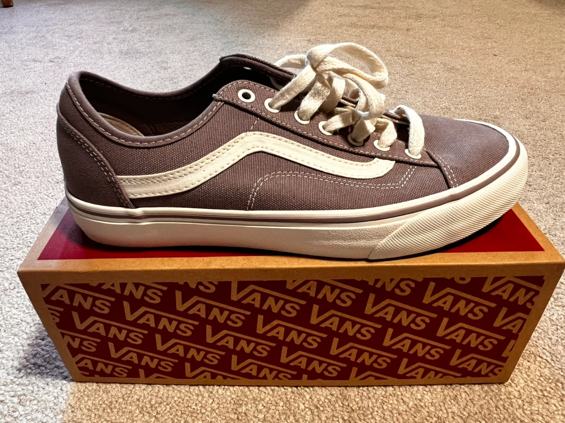 Vans style 36.  Size 9.