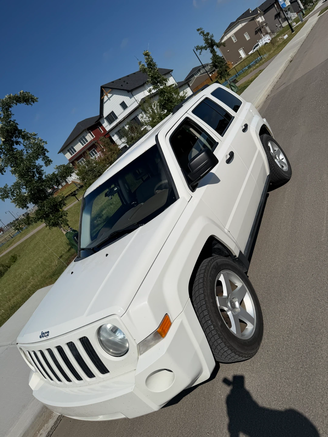 White Jeep Patriot - photo 3