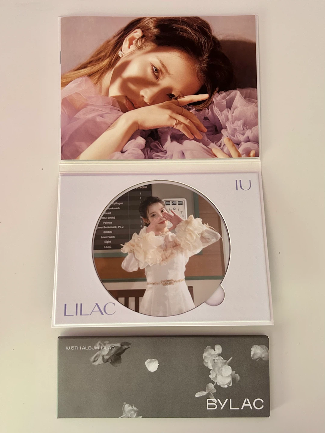 IU - LILAC Album (Bylac ver.) - photo 3