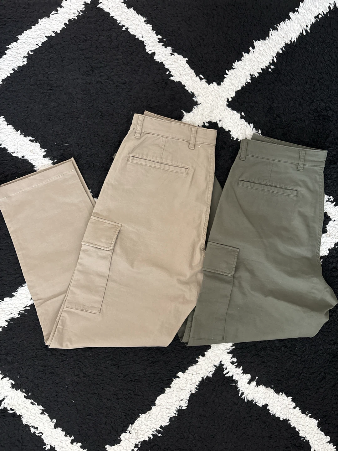 UNIQLO Cargo Pants - Beige & Olive