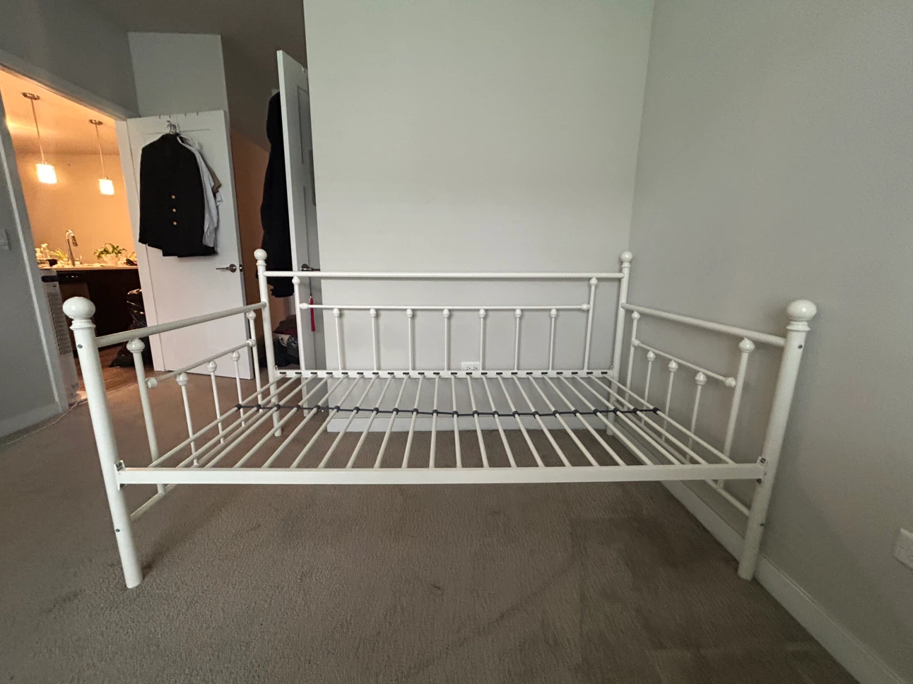 White Metal Twin Daybed Frame - photo 2