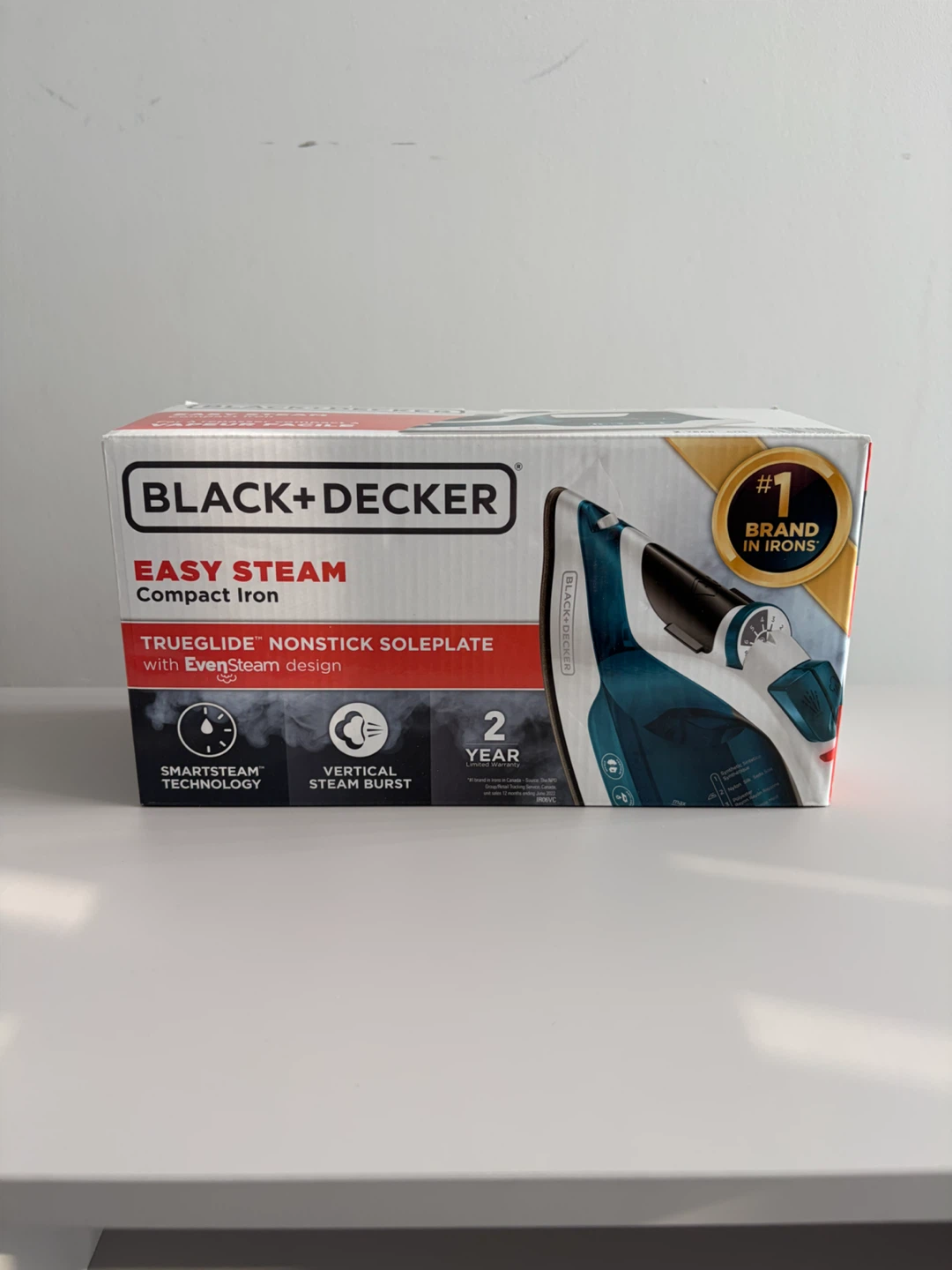 BLACK+DECKER Easy Steam Compact Iron