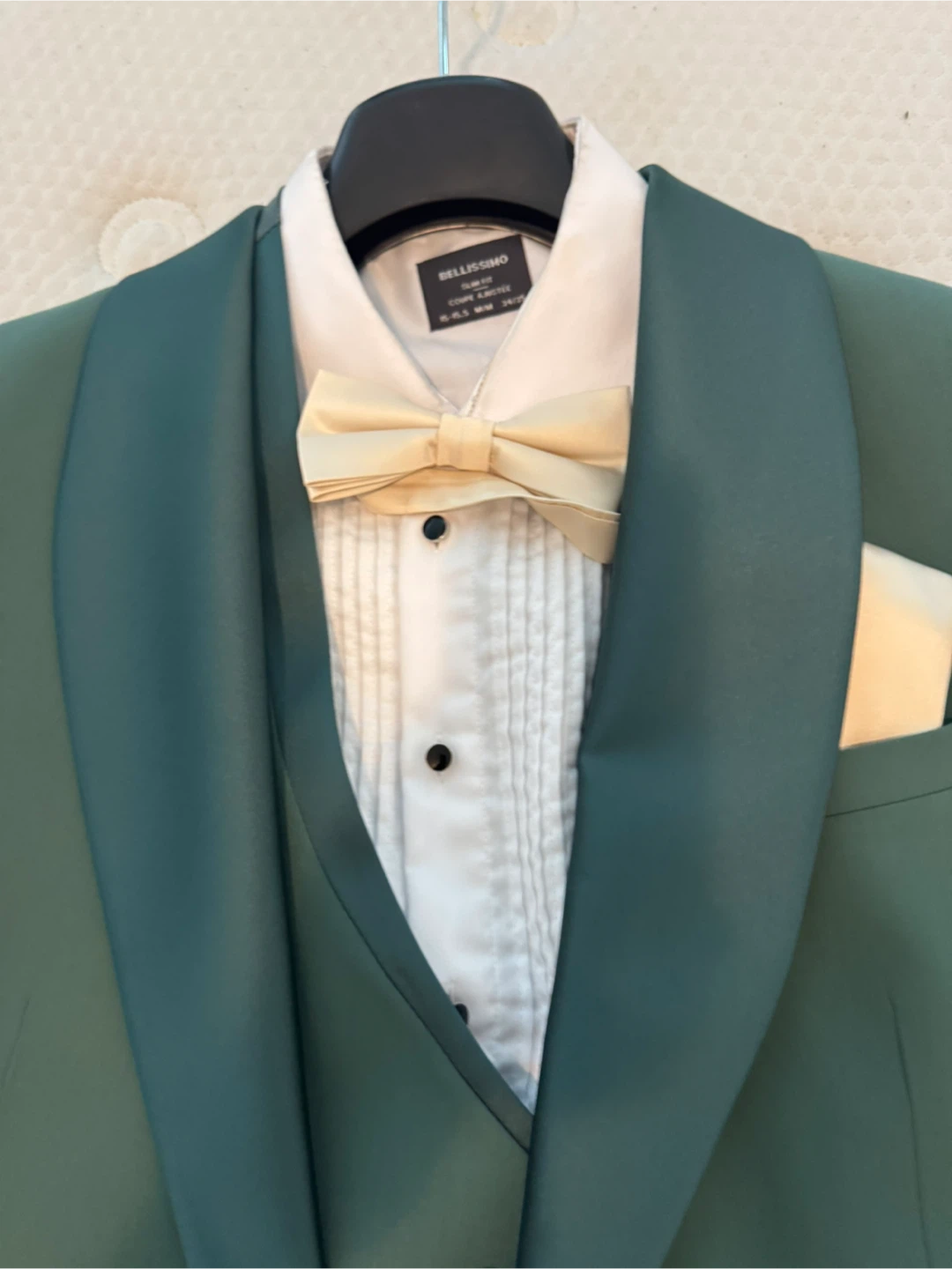 Mens Tuxedo Suit - photo 3