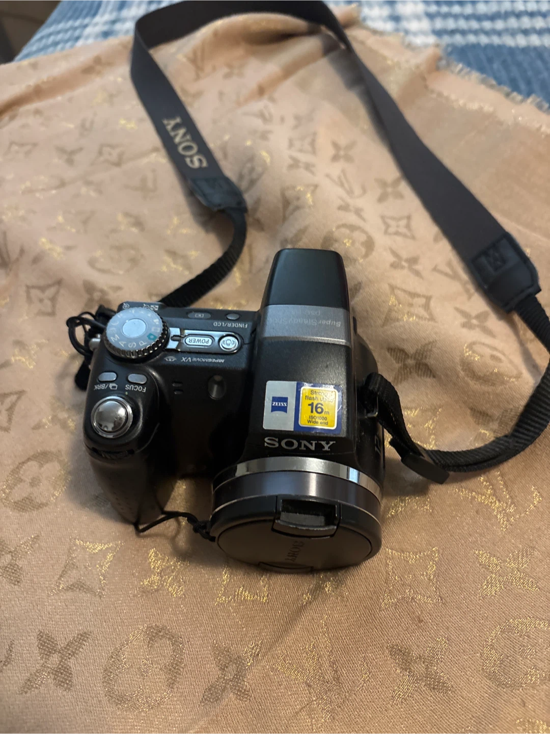Sony Cyber-shot DSC-HX100V Digital Camera