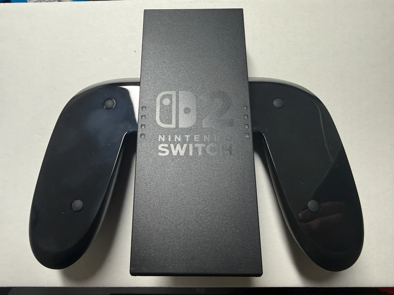 Nintendo switch box, joycon grip and joycon strap - photo 2