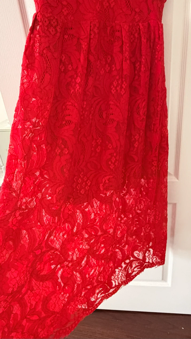 Women’s M- Lulus Red Lace V-Neck Dress - photo 5