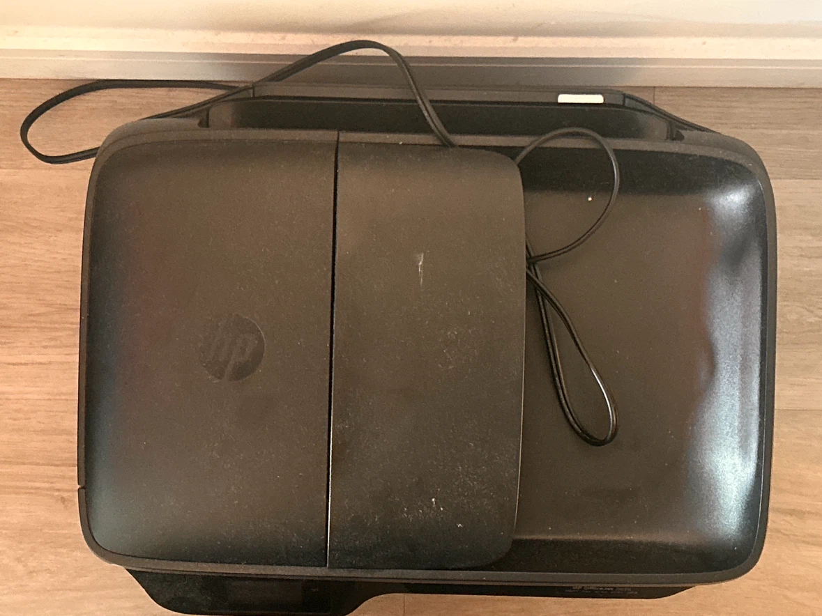 HP OfficeJet 3830 All-in-One Printer - photo 2