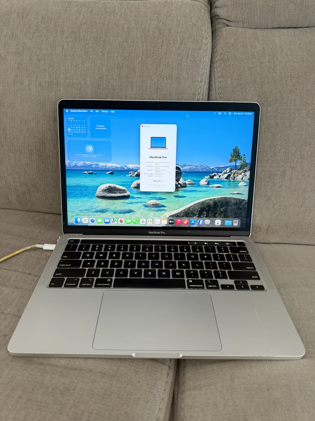 MacBook Pro 13” 2020 i7 32gb ram 500gb