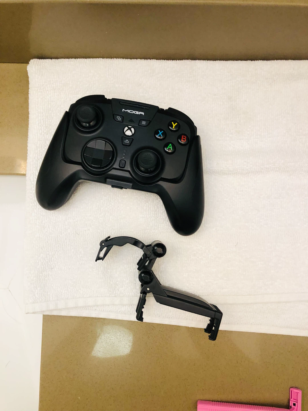 a tablet, a speaker and Xbox Control - photo 3
