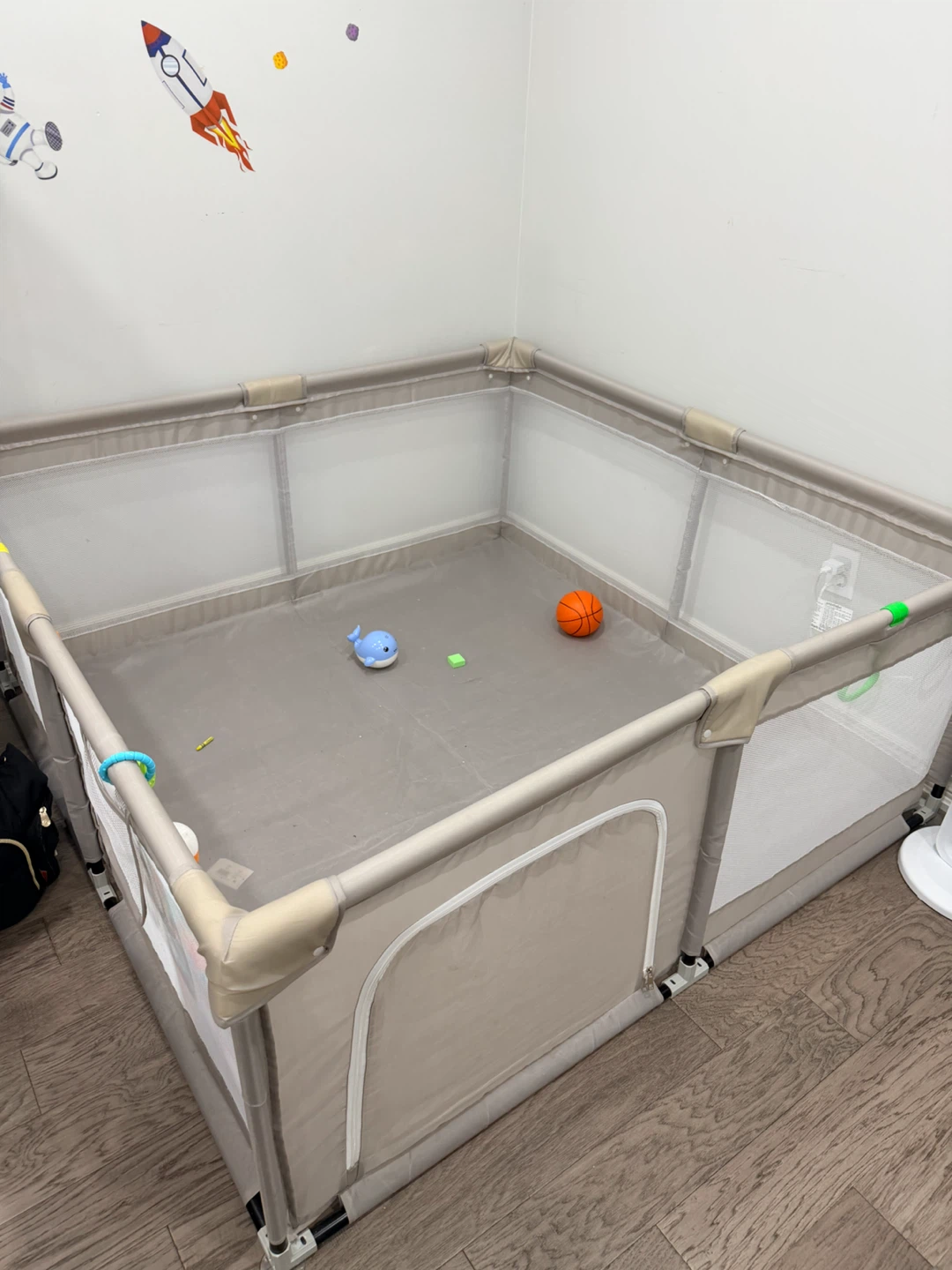 Playpen for kids