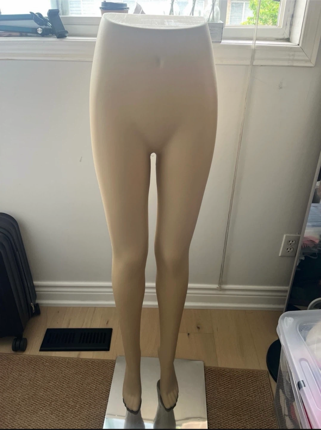 Female Lower Body Mannequin Leg Form