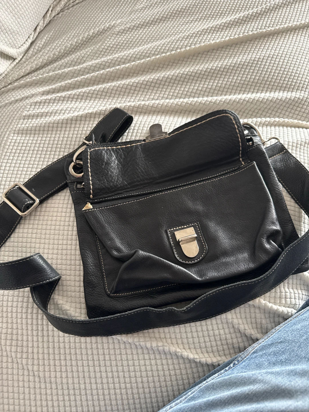Roots Black Leather Crossbody Bag