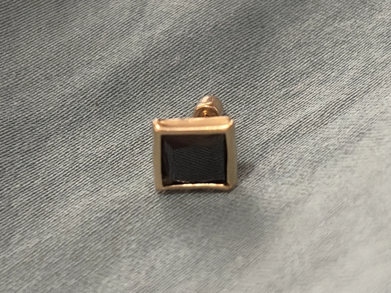 14kt Gold Square Black Stone Stud Earrings - photo 5