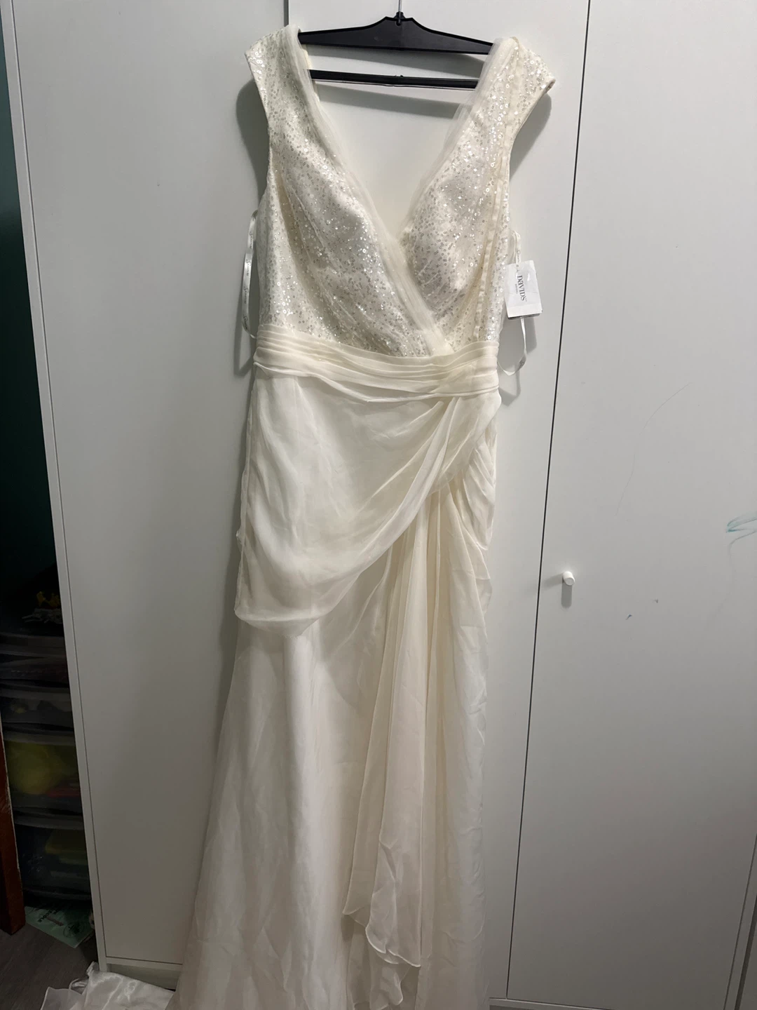 David's Bridal Wedding Dress - Ivory - Size 10 - photo 2