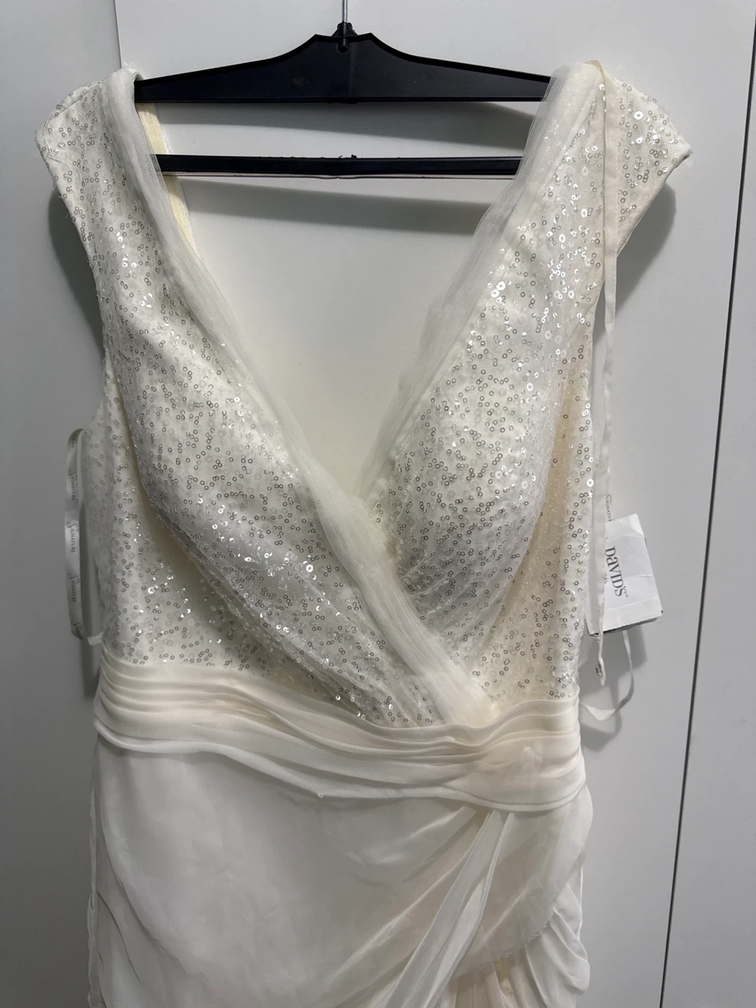 David's Bridal Wedding Dress - Ivory - Size 10 - photo 3
