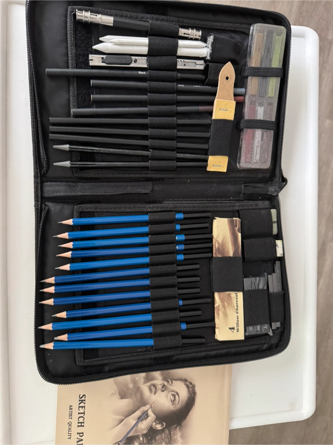 Artist Sketch Pencil Drawing Kit with Case
